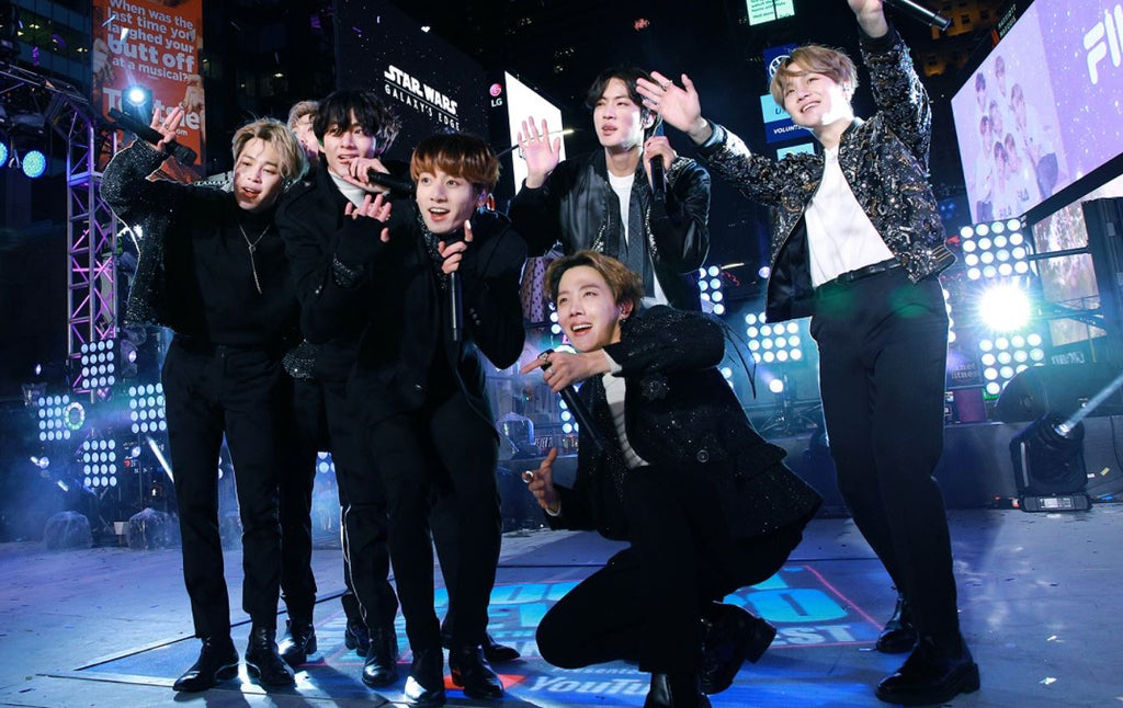 New Year's Rockin' Eve : Performance by BTS